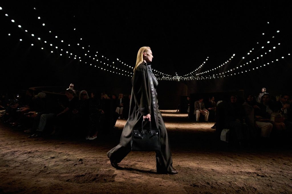 Hermès FW25 bags: Birkin 35 in Feutre wool and leather on the runway front view