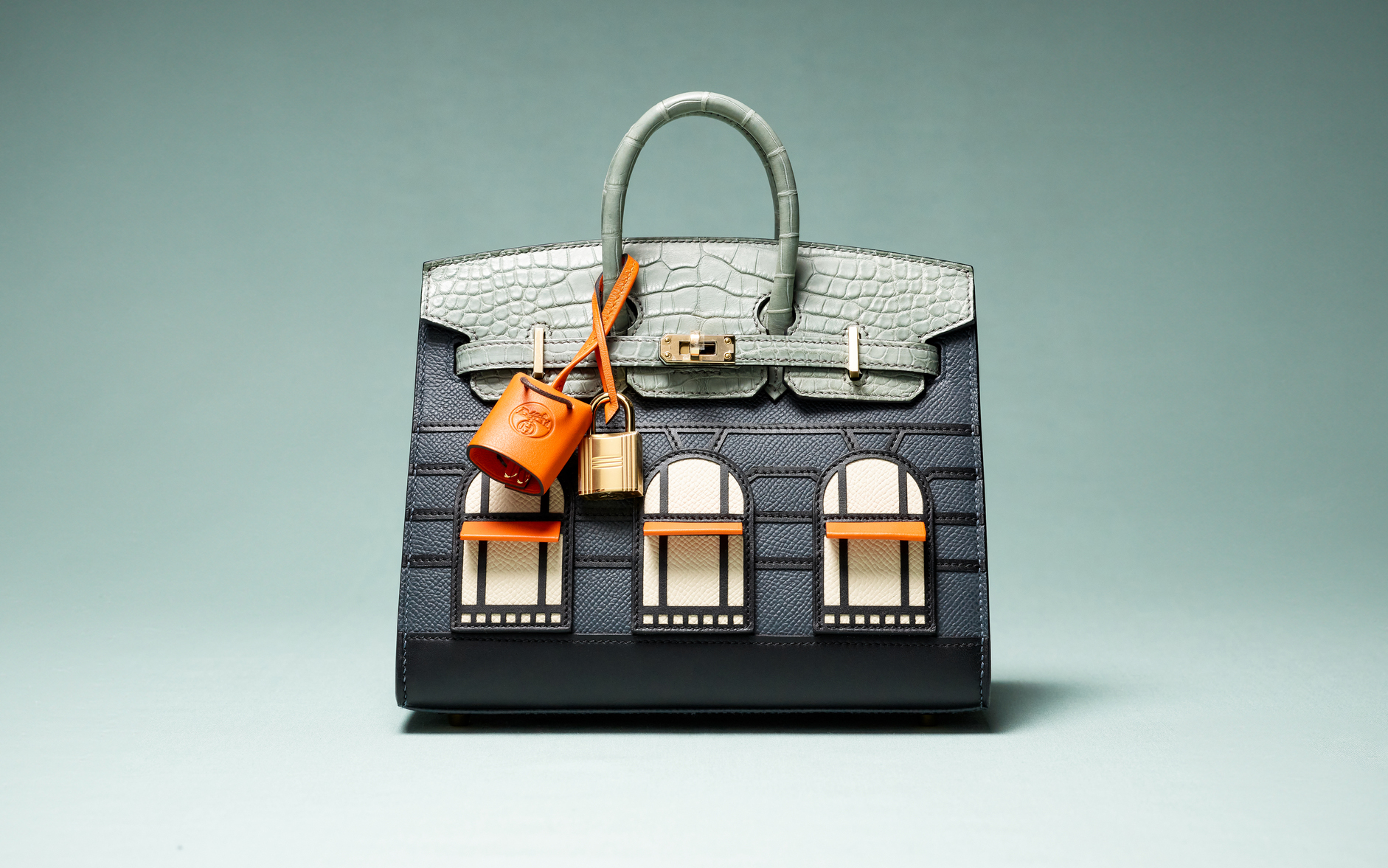 Faubourg 20 cm Limited-Edition Hermès Birkin bag resembling the Paris flagship facade