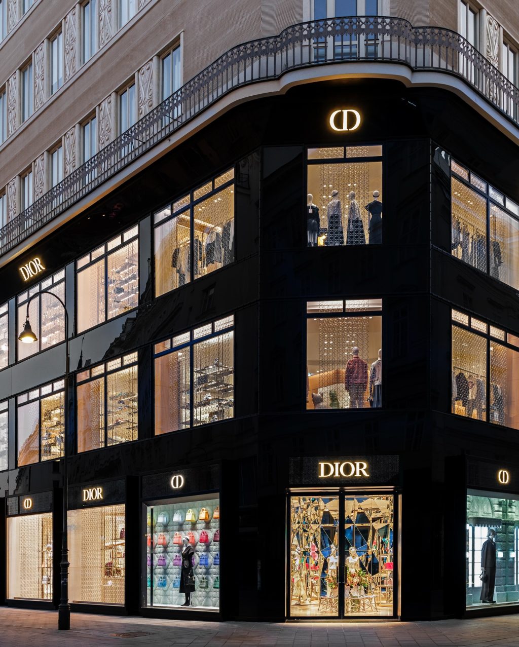 Crystallizing Dior: Isaac Monté and the new geology of luxury - LA