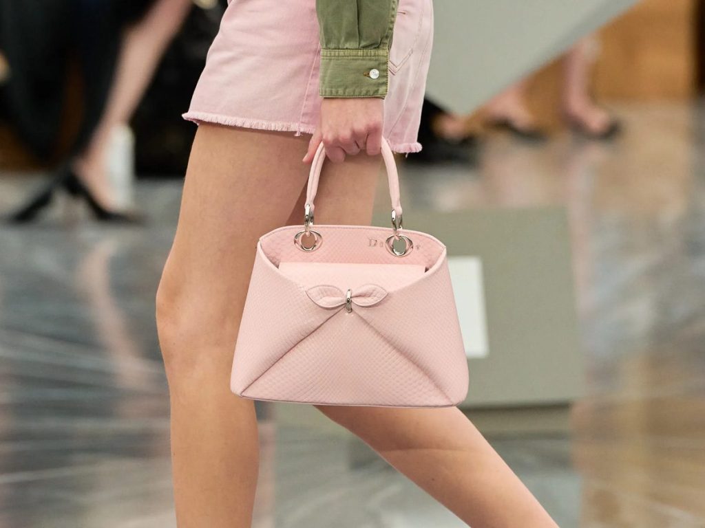 Dior バッグ Small Lady Dior My ABCDior Bag Latte Cannage Lambskin | DIOR
