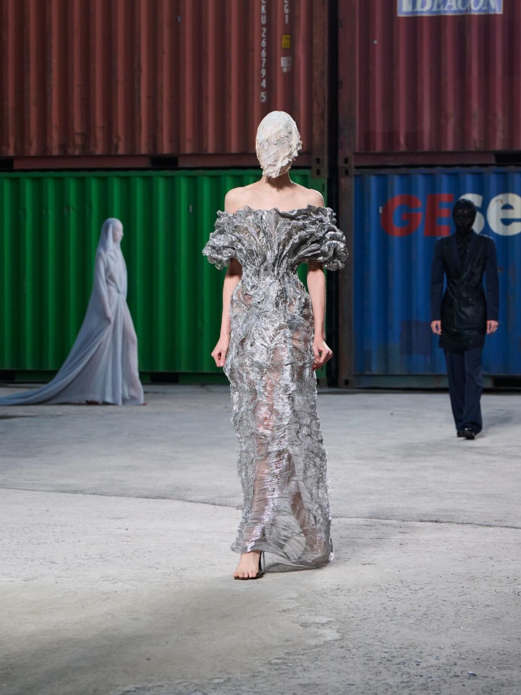 Maison Margiela Fall-Winter 2026 Bags and the Shanghai Show - LA FORMA
